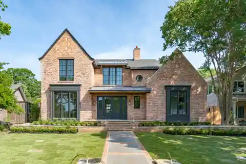 Stunning New Construction in Coveted White Rock Valley