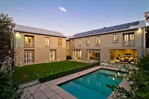 Five Bedroom Home for Sale in Atholl