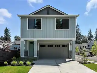 Modern Farmhouse-Style Home in Coyote Ridge