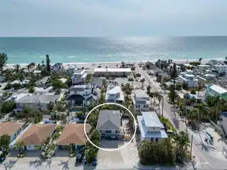 Rare Gem on Anna Maria Island