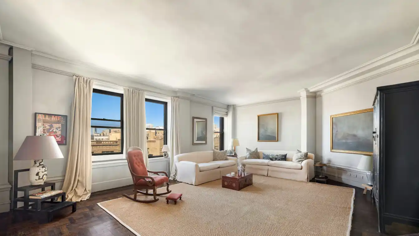 Spacious Apartment in Lower Washington Heights