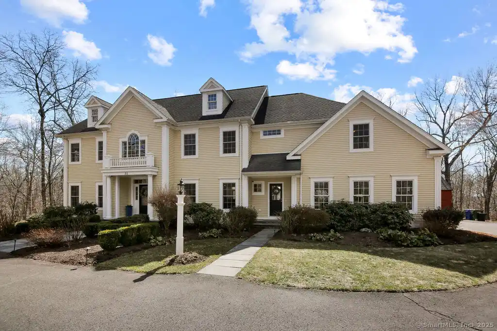 Custom Colonial on 3.5 Acres