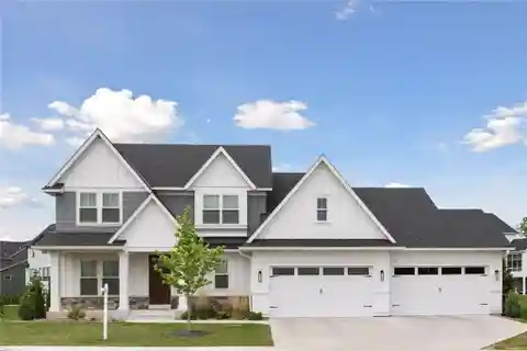Exceptional Home in the Ridge at Elm Creek