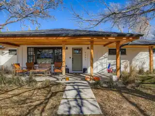 Gracefully Modernized Ranch with Designer Touches