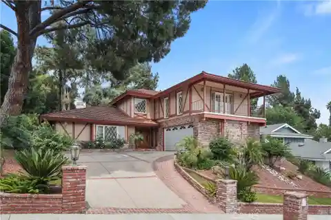 Timeless Traditional Home in Desirable Porter Ranch