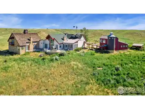A Rare Blend of Luxury and Seclusion on 38 Acres