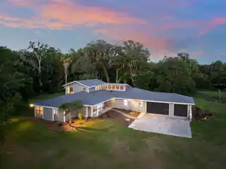Serene Country Estate with Stunning Pool Retreat
