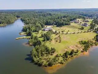 Expansive Waterfront Escape with Scenic Lake Views