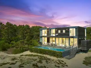 Exclusive Modern Beach Home