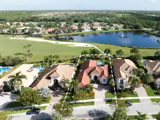Luxury Living at Jupiter Country Club