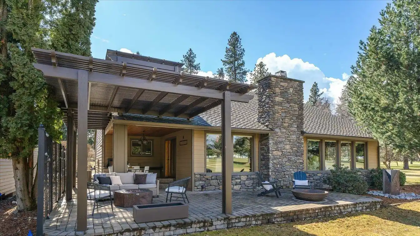 Luxury Living at Hayden Lake Country Club