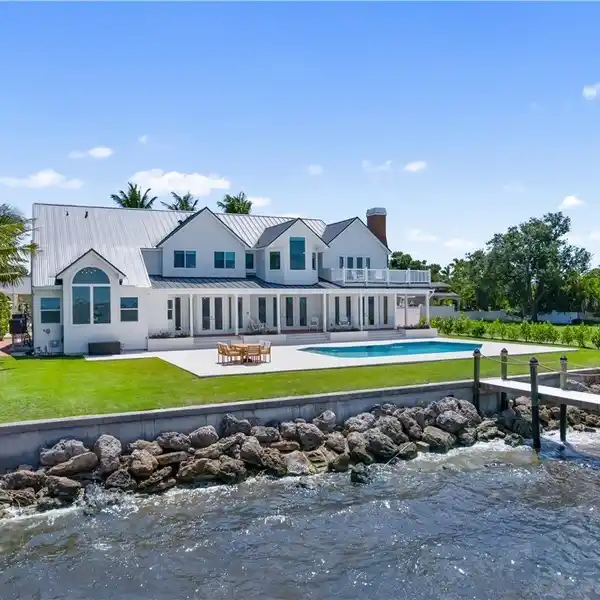 RIVERFRONT RETREAT
