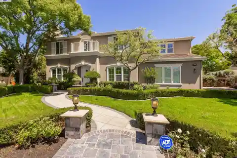 Spectacular Home in Sought-after Bridle Creek
