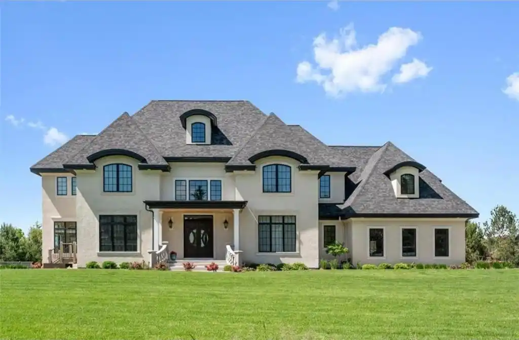 Extraordinary 15-acre Estate