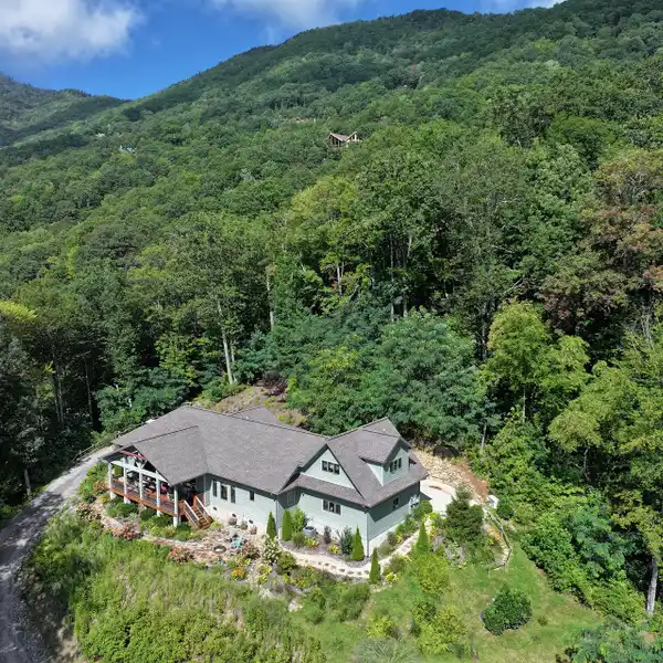 EXCEPTIONAL HOME IN THE VILLAGES OF PLOTT CREEK