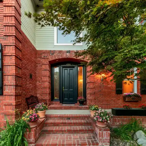 ITALIAN-INSPIRED GEM IN GENOA