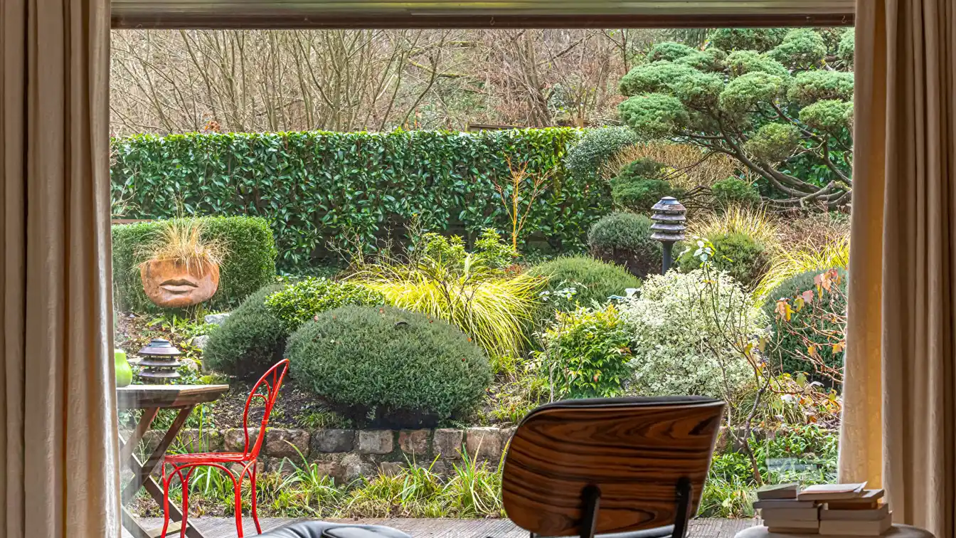 Remarkable Single-storey Home in Sought-after Saint-forget