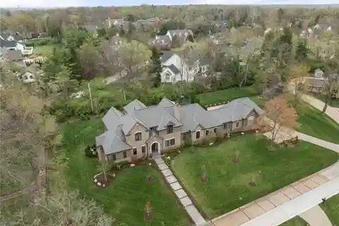 Exquisite Home in a Quiet Neighborhood