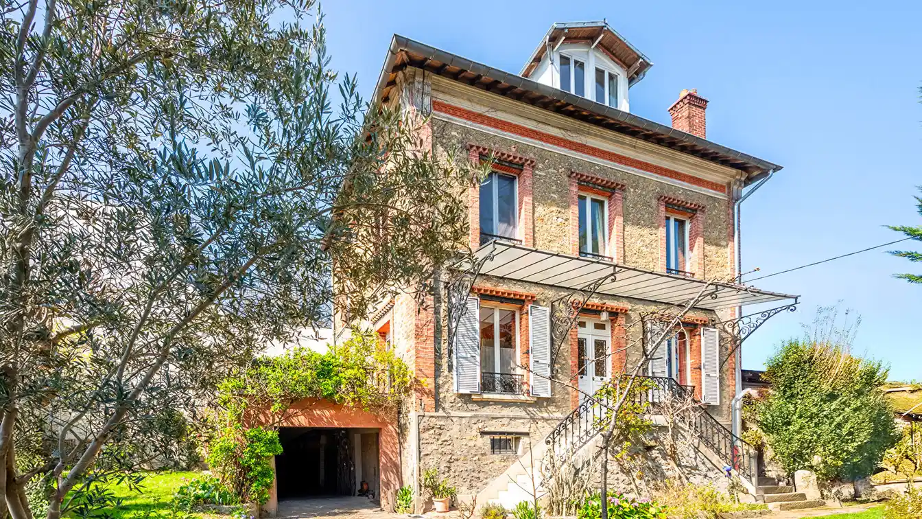 Charming 1880 Residence