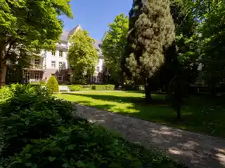 Renovated Apartment in an Historic Building