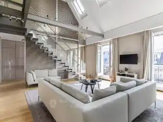 Magnificent Dual-aspect Duplex Apartment