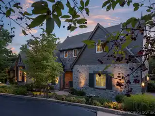 Peace and Privacy on Oaks Country Club