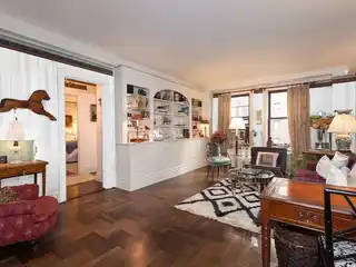 Charming and Spacious Home in a Boutique Pre-war Co-op