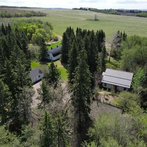 157-ACRE PRIVATE OASIS