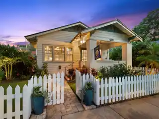 Craftsman Bungalow Charmer in Ideal St. Petersburg Neighborhood