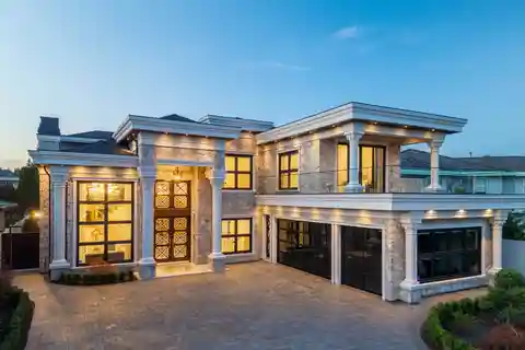 Luxurious Custom Home in the Prestigious Granville Area