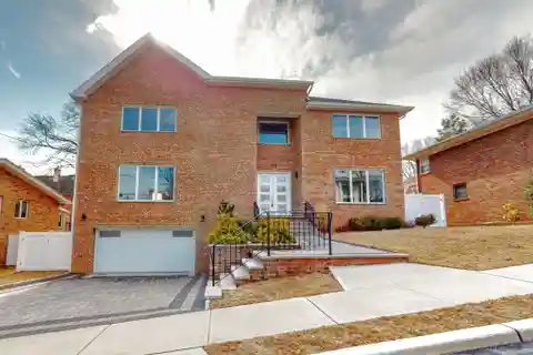 Exquisite Luxury Home in Cliffside Park