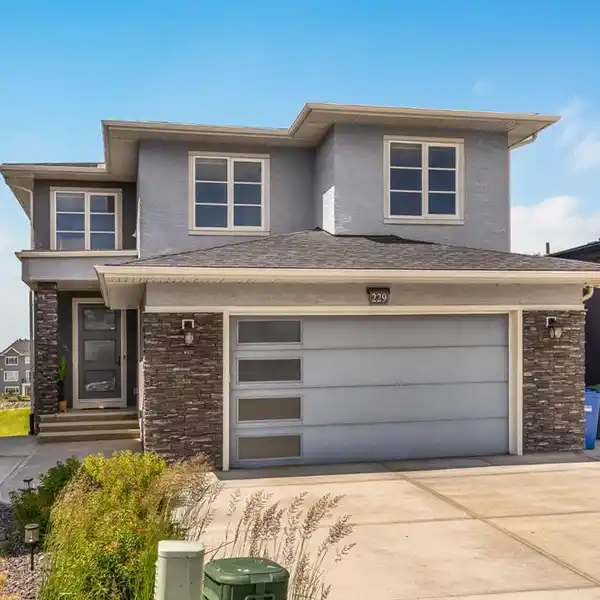 BEAUTIFULLY MAINTAINED HOME AT AMAZING VALUE