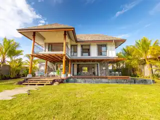 Spacious and Prestigious Villa