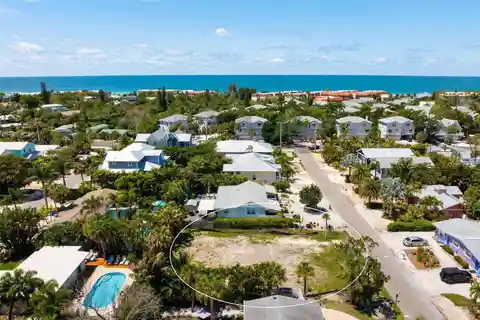 New Construction Opportunity in Holmes Beach