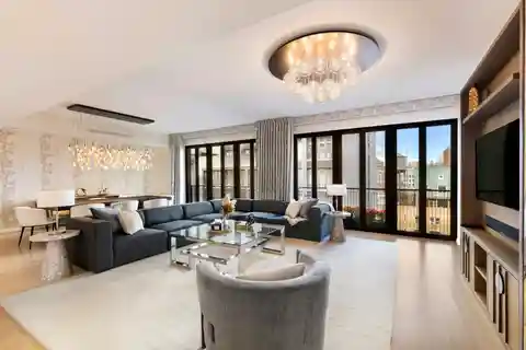 Archetype of Modern Elegance