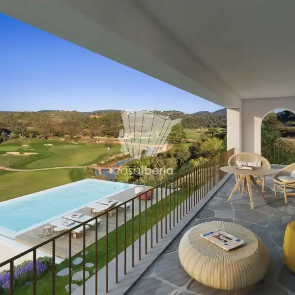 TURNKEY FIVE-BEDROOM VILLA WITH POOL AND GARDEN