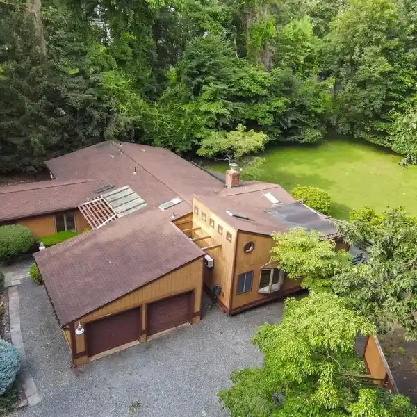 COMPELLING OPPORTUNITY IN THE HEART OF GREAT FALLS