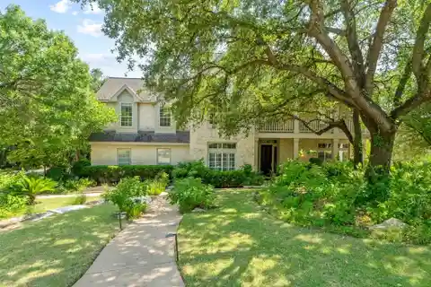 Austin Stone Home on a Private Cul-De-Sac Street