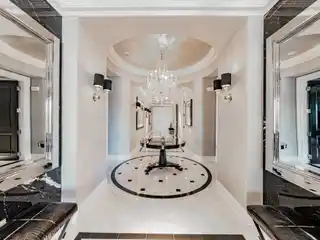 Sophisticated Sub-penthouse at the Ritz-carlton Residences