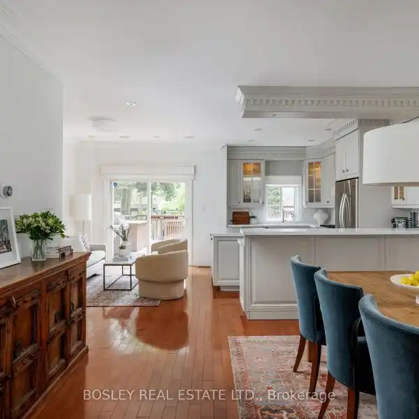 BEAUTIFULLY APPOINTED HOME IN DAVISVILLE VILLAGE