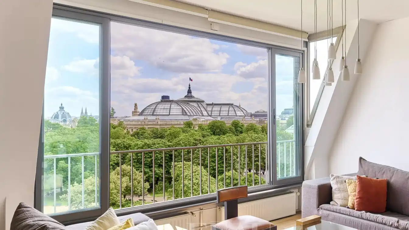 Lovely Residence with Unforgettable Views
