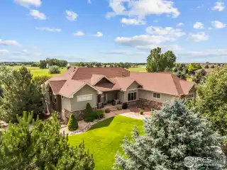 Showtopping Ranch Retreat with Designer Touches