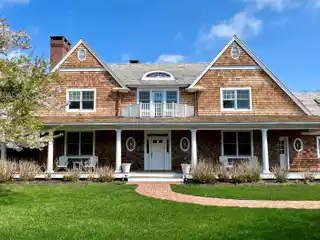 Custom Built Five Bedroom Traditional Home for Rent