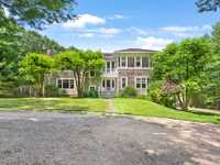 ATTRACTIVE FOUR BEDROOM TRADITIONAL HOME FOR RENT