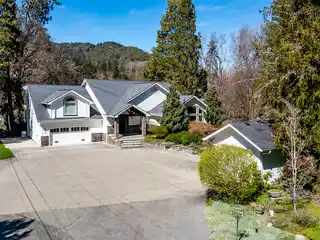 Tranquility and Modern Comfort