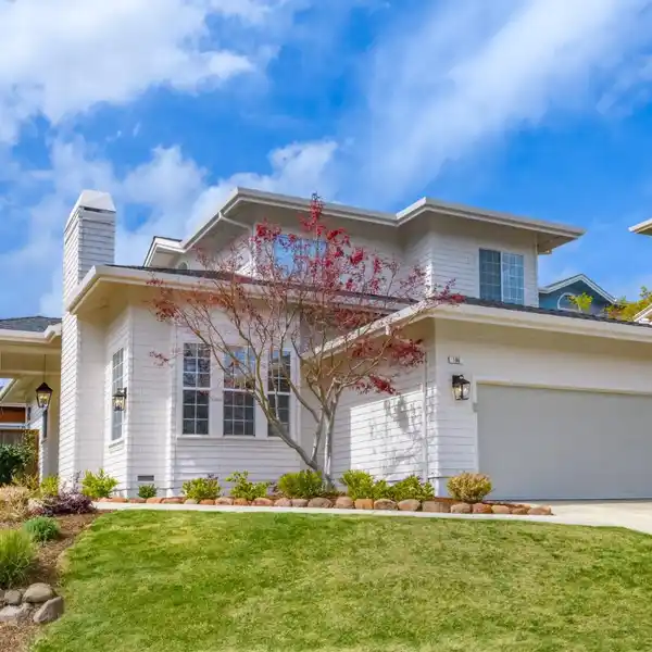 IMMACULATE HOME ON A QUAINT CUL-DE-SAC