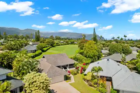 Expansive Residence on a Tranquil Cul-De-Sac