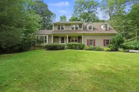 Gracious Colonial on a Picturesque Acre