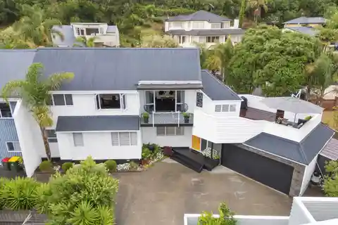 Beautifully Cared-For Family Home