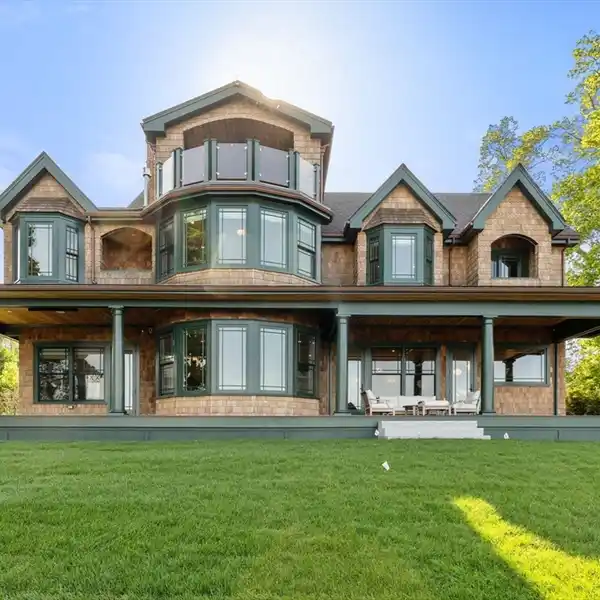 UNPARALLELED COASTAL ESTATE